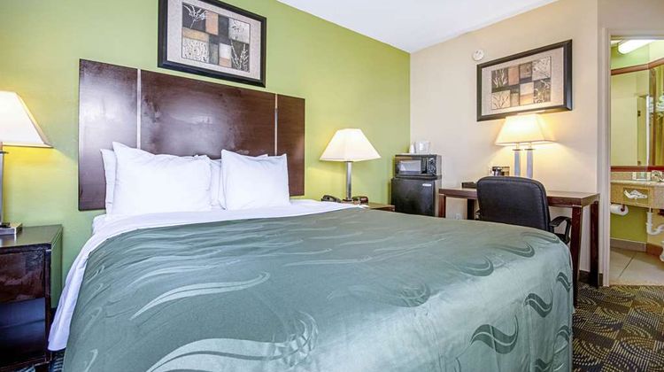 Quality Inn & Suites Glenmont - Albany S Room