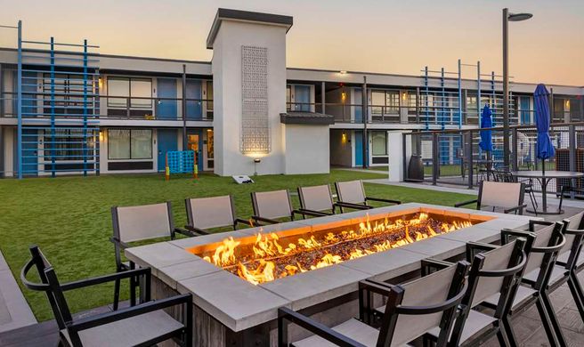 Aiden by Best Western South Reno Exterior
