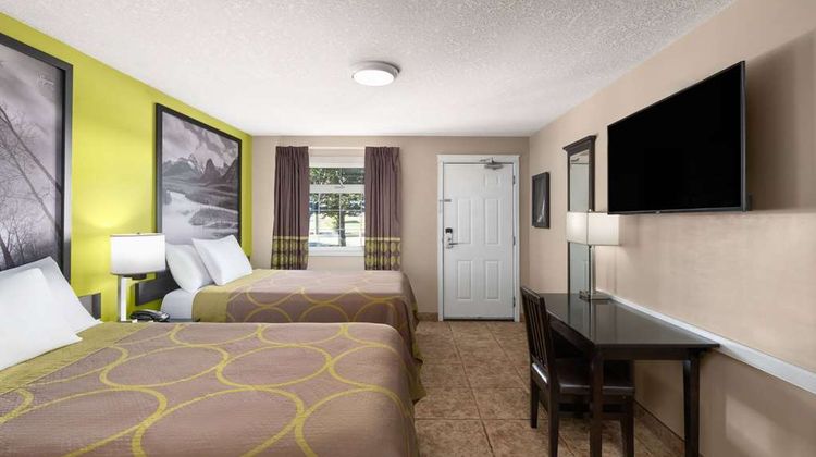 Super 8 by Wyndham Fort McMurray Room