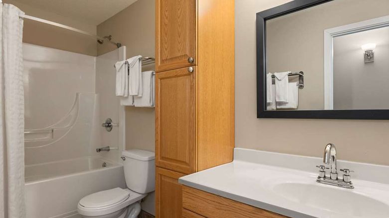 <b>Super 8 by Wyndham Fort McMurray Suite</b>. Images powered by <a href="https://iceportal.shijigroup.com/" title="IcePortal" target="_blank">IcePortal</a>.