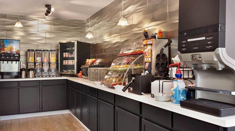 Hawthorn Suites by Wyndham St Robert Restaurant