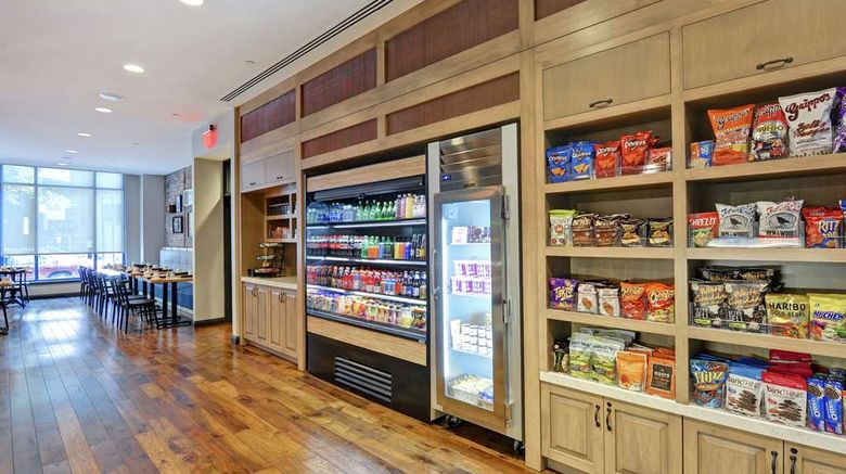 <b>The Cincinnatian Hotel, Curio Coll Restaurant</b>. Images powered by <a href="https://iceportal.shijigroup.com/" title="IcePortal" target="_blank">IcePortal</a>.
