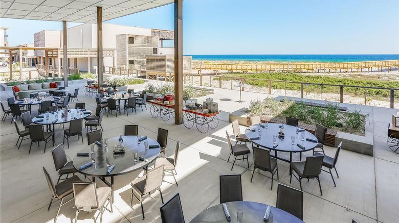 <b>Lodge at Gulf State Park, Hilton Hotel Restaurant</b>. Images powered by <a href="https://iceportal.shijigroup.com/" title="IcePortal" target="_blank">IcePortal</a>.