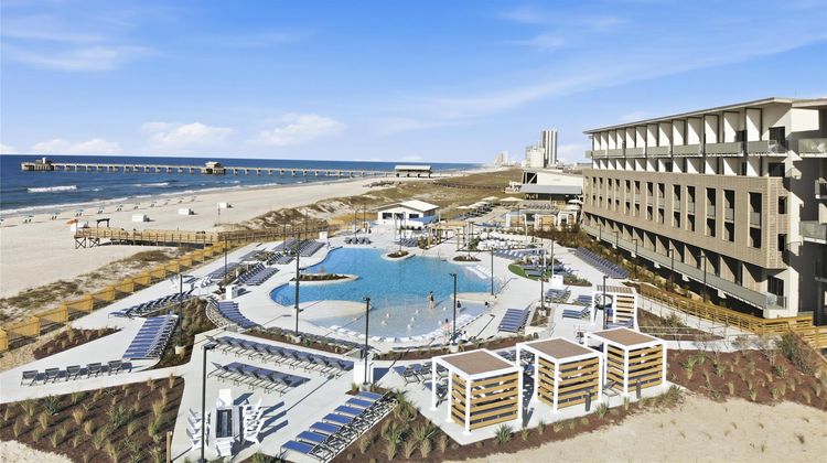 Lodge at Gulf State Park, Hilton Hotel Pool