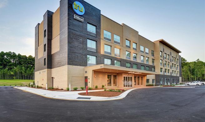 Tru by Hilton Raleigh Durham Airport Exterior