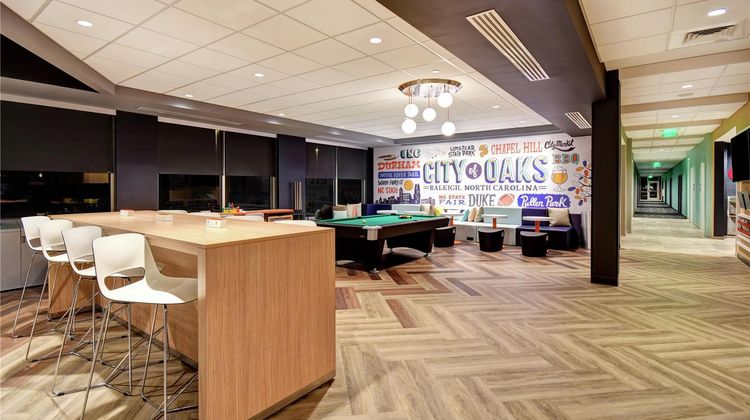 Tru by Hilton Raleigh Durham Airport Lobby