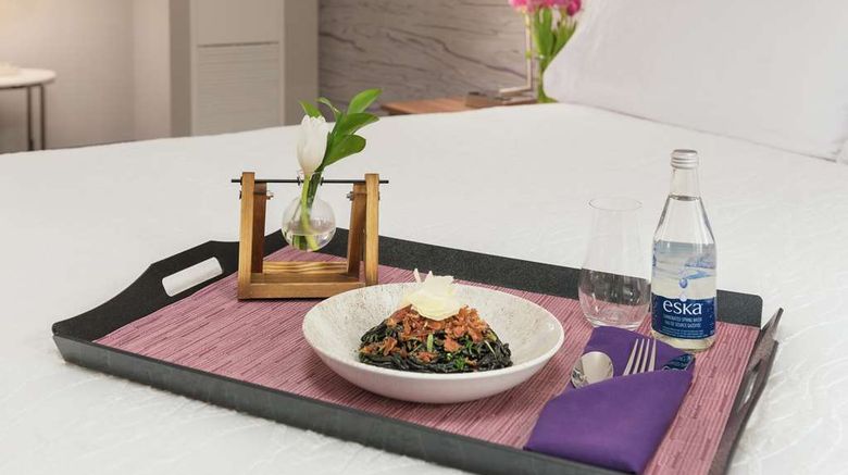 <b>Hilton Garden Inn Ottawa Downtown Restaurant</b>. Images powered by <a href="https://iceportal.shijigroup.com/" title="IcePortal" target="_blank">IcePortal</a>.