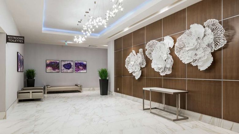 <b>Homewood Stes by Hilton Ottawa Downtown Lobby</b>. Images powered by <a href="https://iceportal.shijigroup.com/" title="IcePortal" target="_blank">IcePortal</a>.