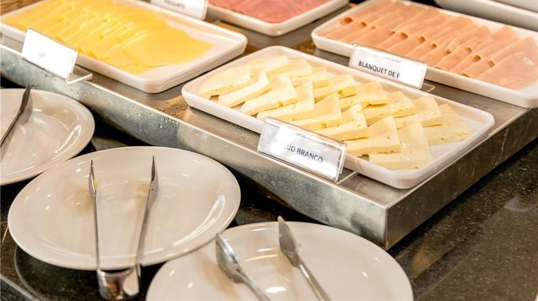 <b>Ibis Lorena Restaurant</b>. Images powered by <a href="https://iceportal.shijigroup.com/" title="IcePortal" target="_blank">IcePortal</a>.