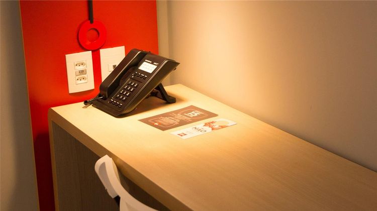 Ibis Lorena Room