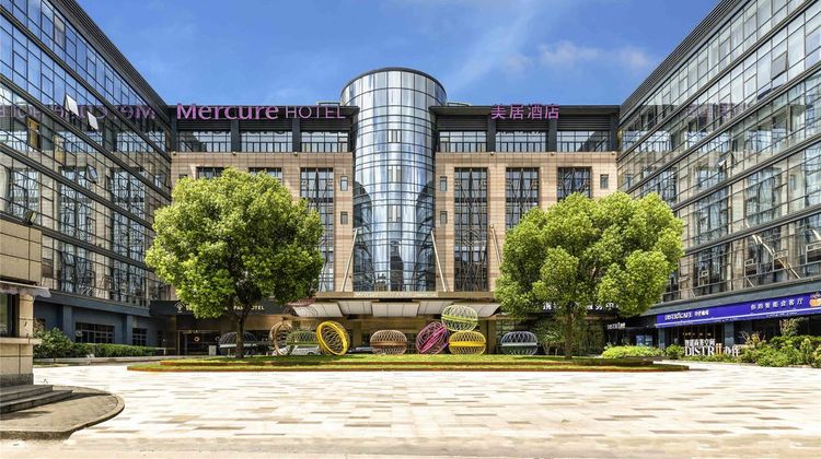 Mercure Shanghai Hongqiao Soho Exterior
