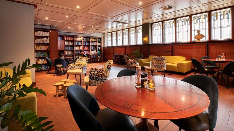 <b>Best Western Hotel Groningen Centre Restaurant</b>. Images powered by <a href="https://iceportal.shijigroup.com/" title="IcePortal" target="_blank">IcePortal</a>.
