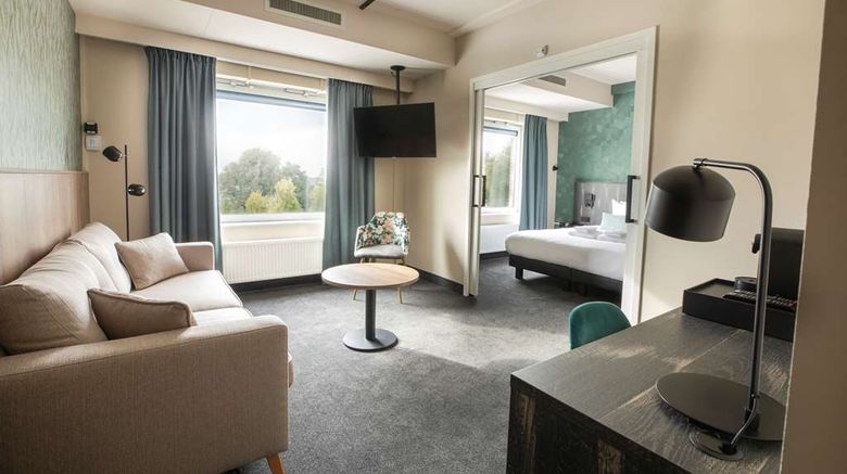 <b>Best Western Plus Hotel Groningen Plaza Suite</b>. Images powered by <a href="https://iceportal.shijigroup.com/" title="IcePortal" target="_blank">IcePortal</a>.