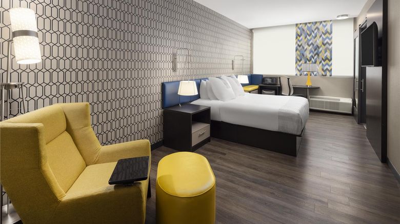 <b>GLo Best Western Nashville Airport West Room</b>. Images powered by <a href="https://iceportal.shijigroup.com/" title="IcePortal" target="_blank">IcePortal</a>.