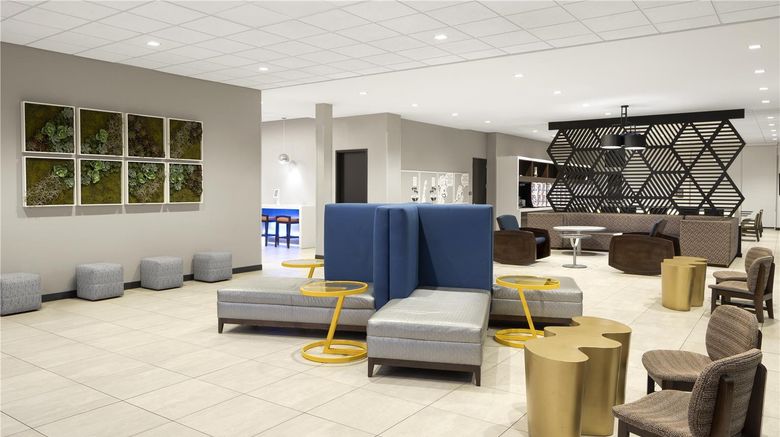 <b>GLo Best Western Nashville Airport West Lobby</b>. Images powered by <a href="https://iceportal.shijigroup.com/" title="IcePortal" target="_blank">IcePortal</a>.