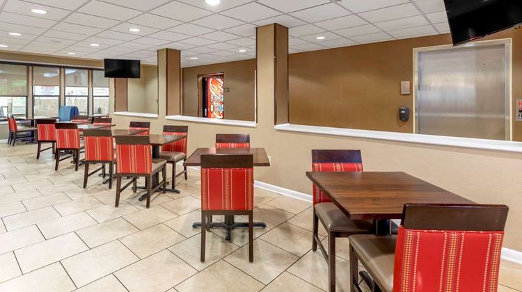 Comfort Inn & Suites Canton Restaurant