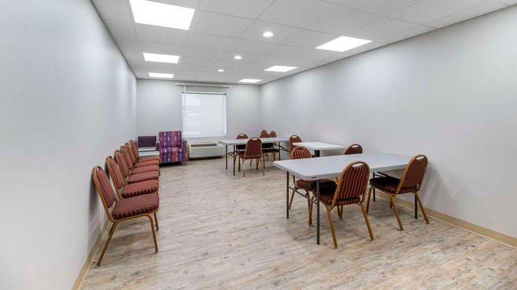 Quality Inn & Suites Carlsbad Meeting