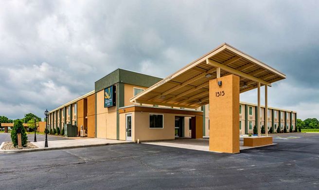 Quality Inn Bucyrus Exterior