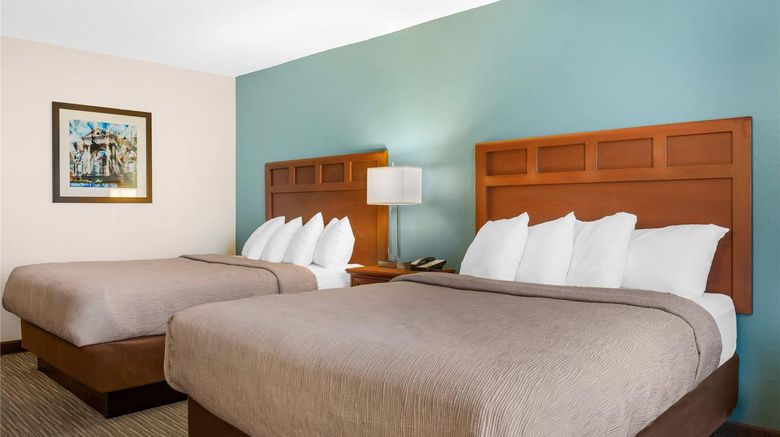 <b>Quality Inn Bucyrus Suite</b>. Images powered by <a href="https://iceportal.shijigroup.com/" title="IcePortal" target="_blank">IcePortal</a>.