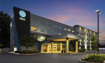 Tru by Hilton Chicopee Springfield