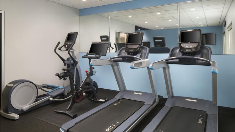 Tru by Hilton Chicopee Springfield Health