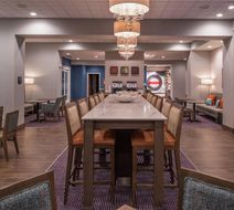 Hampton Inn Benson Lobby