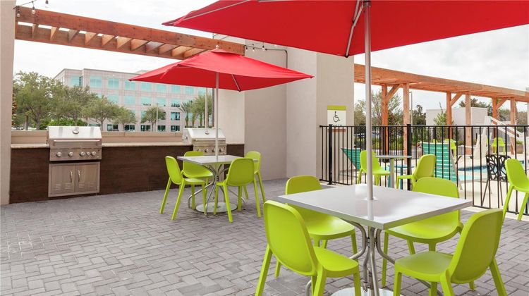 Home2 Suites by Hilton South Park Restaurant