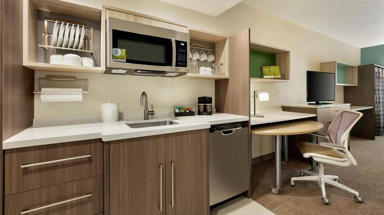Home2 Suites by Hilton South Park Room