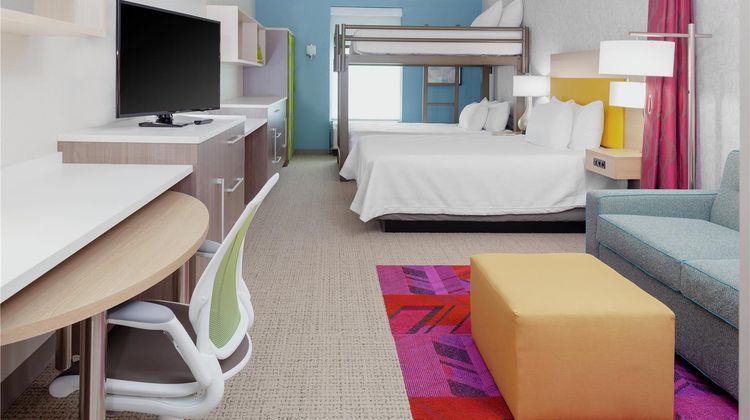Home2 Suites by Hilton South Park Room
