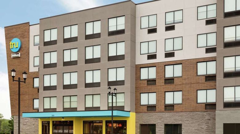 <b>Tru by Hilton St Charles/St Louis Exterior</b>. Images powered by <a href="https://iceportal.shijigroup.com/" title="IcePortal" target="_blank">IcePortal</a>.