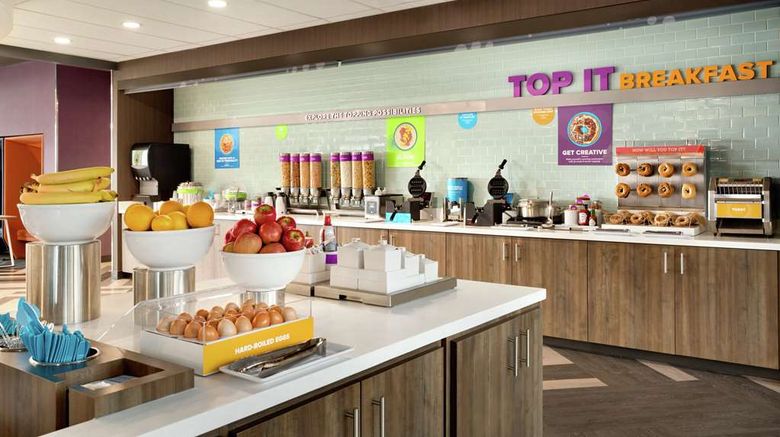 <b>Tru by Hilton St Charles/St Louis Restaurant</b>. Images powered by <a href="https://iceportal.shijigroup.com/" title="IcePortal" target="_blank">IcePortal</a>.