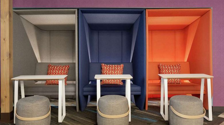 <b>Tru by Hilton St Charles/St Louis Lobby</b>. Images powered by <a href="https://iceportal.shijigroup.com/" title="IcePortal" target="_blank">IcePortal</a>.