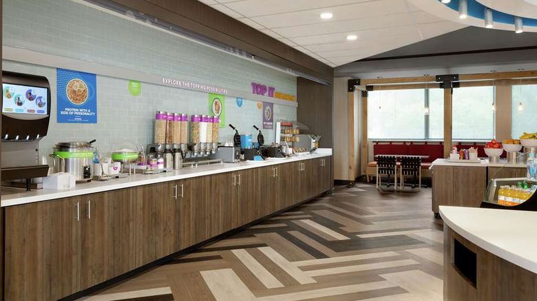 <b>Tru by Hilton St Charles/St Louis Restaurant</b>. Images powered by <a href="https://iceportal.shijigroup.com/" title="IcePortal" target="_blank">IcePortal</a>.