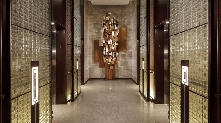 Hilton Taipei Sinban Lobby