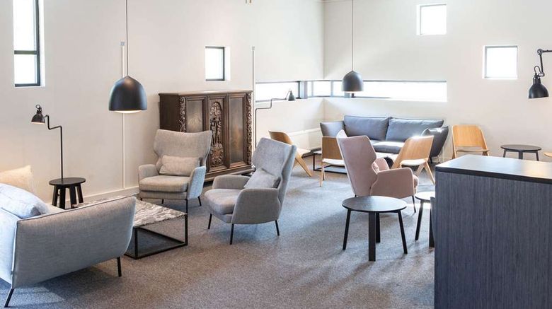 <b>Scandic Helsinki Aviapolis Lobby</b>. Images powered by <a href="https://iceportal.shijigroup.com/" title="IcePortal" target="_blank">IcePortal</a>.