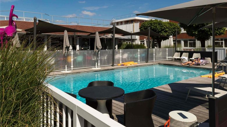 <b>Ibis Styles Lyon Bron Eurexpo Pool</b>. Images powered by <a href="https://iceportal.shijigroup.com/" title="IcePortal" target="_blank">IcePortal</a>.