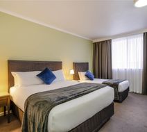Mercure Albury Exterior