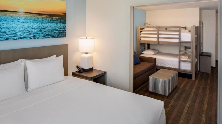 Hyatt House Orlando Universal Suite