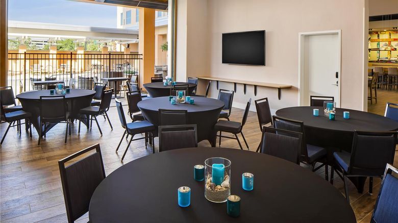 <b>Hyatt House Orlando Universal Meeting</b>. Images powered by <a href="https://iceportal.shijigroup.com/" title="IcePortal" target="_blank">IcePortal</a>.