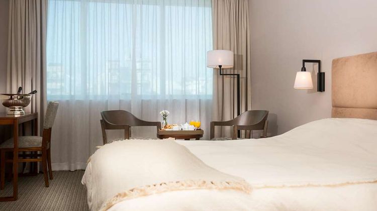 Howard Johnson Plaza Buenos Aires Room