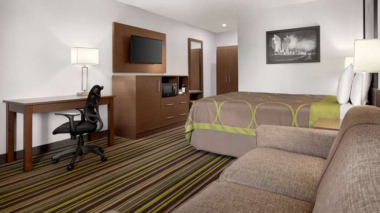 <b>Super 8 Windsor/Dougall Room</b>. Images powered by <a href="https://iceportal.shijigroup.com/" title="IcePortal" target="_blank">IcePortal</a>.