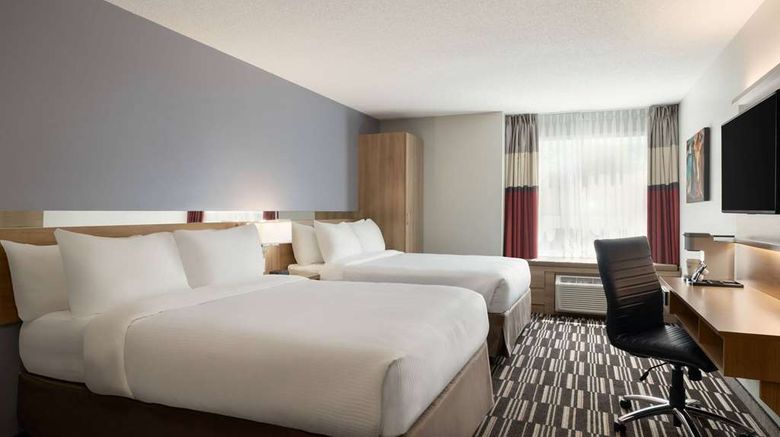 <b>Microtel Inn/Suites by Wyndham Val-d'Or Suite</b>. Images powered by <a href="https://iceportal.shijigroup.com/" title="IcePortal" target="_blank">IcePortal</a>.