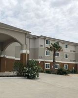 Super 8 Kenedy TX