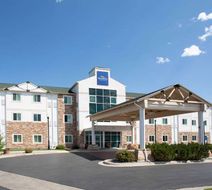 Baymont by Wyndham Sheridan Exterior