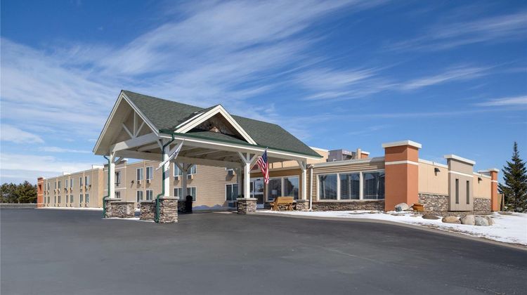 AmericInn by Wyndham Baxter Brainerd Exterior