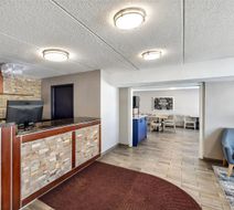 AmericInn by Wyndham Baxter Brainerd Lobby