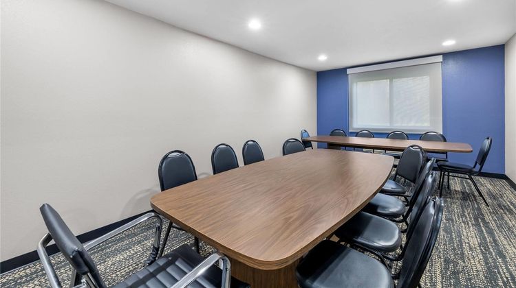 AmericInn by Wyndham Delafield Meeting