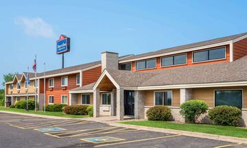 AmericInn by Wyndham Little Falls