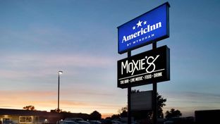 AmericInn by Wyndham La Crosse