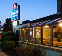 AmericInn Hotel & Suites New Richmond Exterior